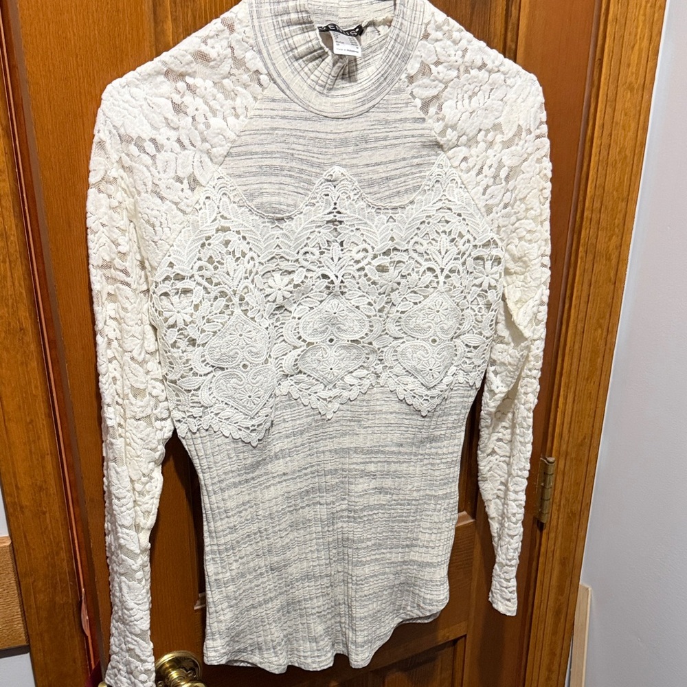 VENUS Cream Lace Accent Blouse